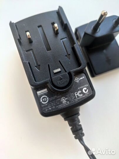 Блок питания для педалей эффектов