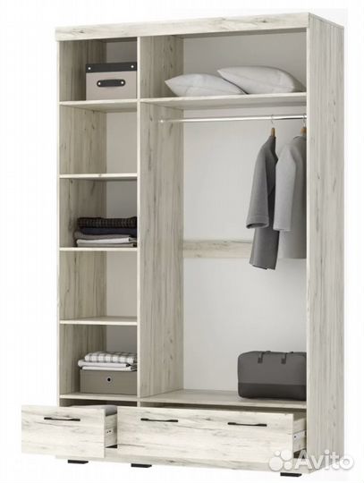 Шкаф распашной с полками