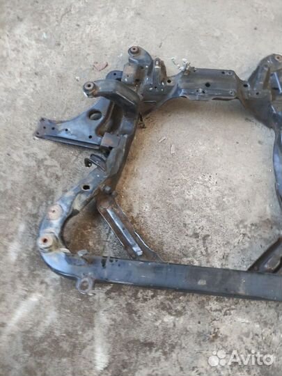 Подрамник передний Opel Vectra B