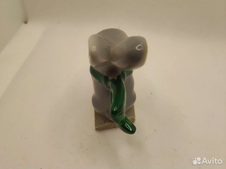 Заяц на лыжах фарфор барановка 60-е