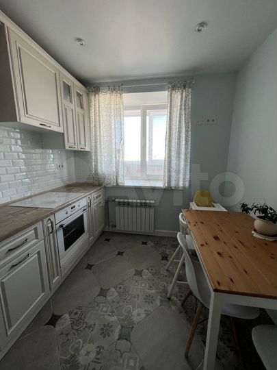 2-к. квартира, 64,4 м², 18/18 эт.