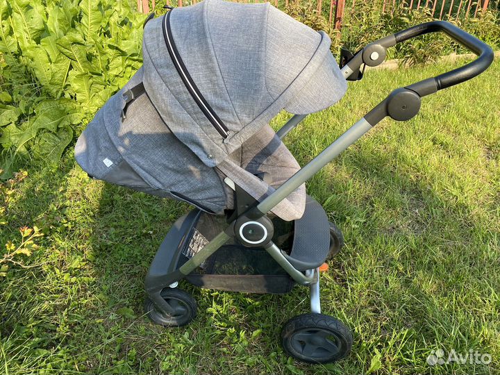 Коляска stokke