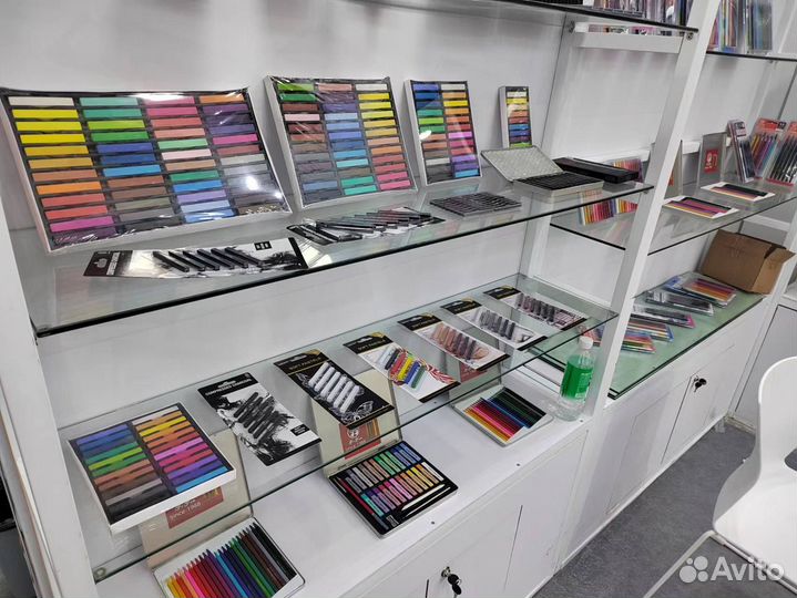 Канцелярские принадлежности