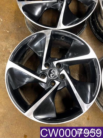 Диски R19 Infiniti Q30, QX30 Б/у оригинал