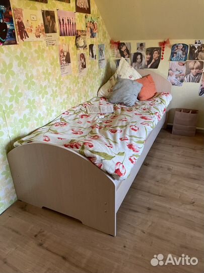 Кровать односпальная
