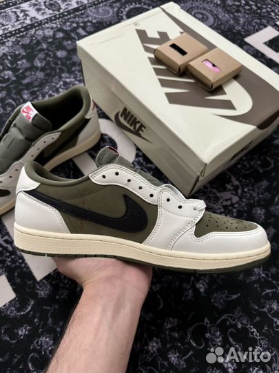 Travis scott x Jordan 1 low Medium olive Оригинал