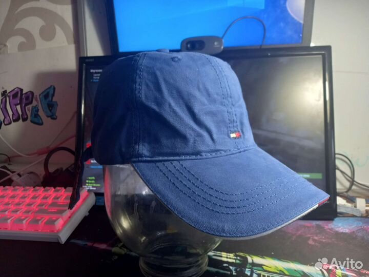 Tommy hilfiger кепка