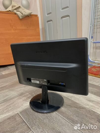 Монитор Philips
