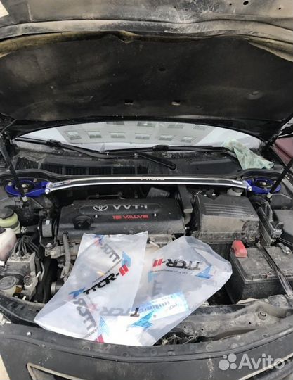 Распорка передняя Toyota Camry V40