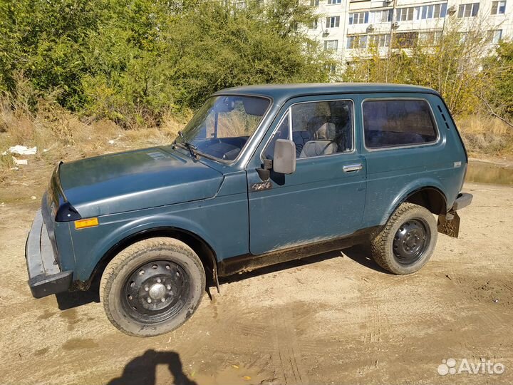 LADA 4x4 (Нива) 1.7 МТ, 1997, 100 000 км