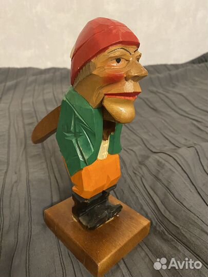 Винтажная орехоколка