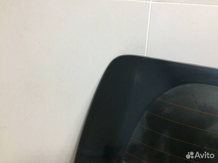 Стекло заднее Toyota Yaris P90 2005-2011