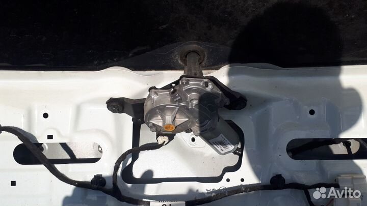 Мотор стеклоочистителя задний Nissan Qashqai J11