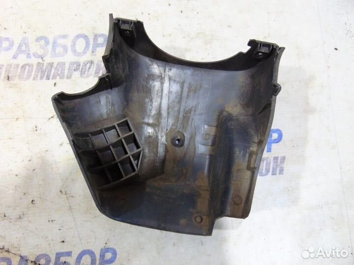 Кожух рулевой колонки нижний для Toyota Caldina 1