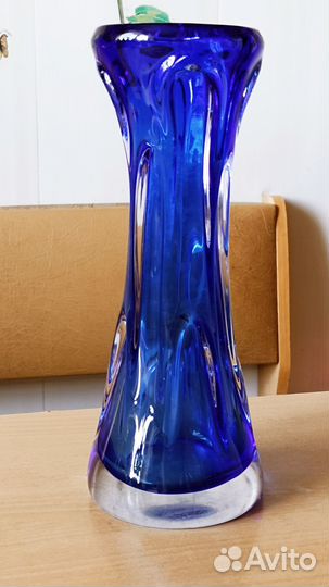 Ваза. Цветное синие стекло. Чехия. СССР