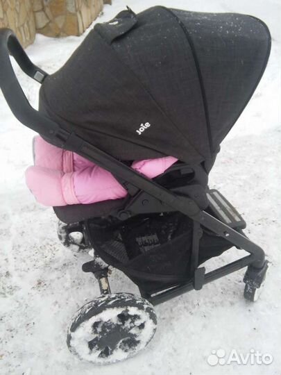 Прогулочная коляска joie chrome