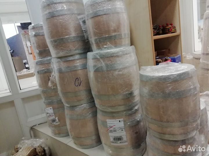 Бочки дубовые для выдержки напитков