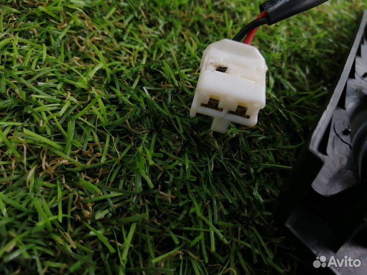 Динамик высокочастотный передний правый Toyota