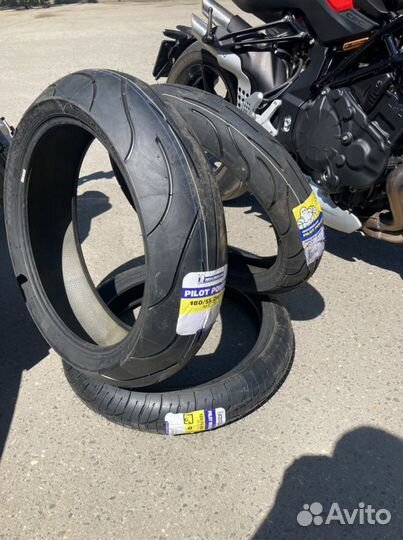 Комплект 23 год Michelin Pilot Power 120 + 180