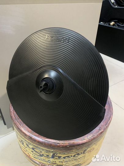 Тарелка с держателем на установку Roland CY-8