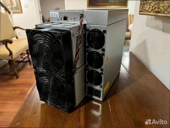 Топовый asic Antminer S19j Xp новый