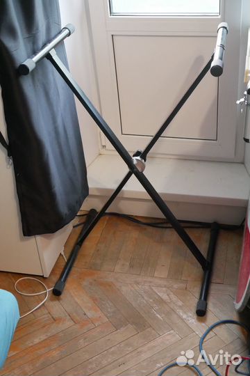 Стойка для клавишных