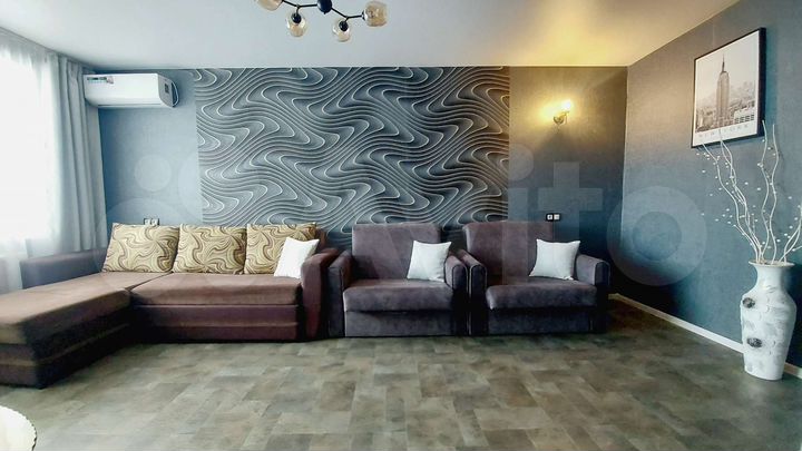 2-к. квартира, 44 м², 1/9 эт.