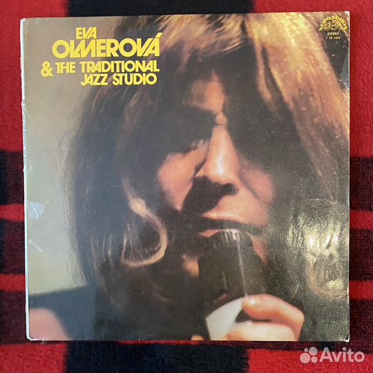 Eva Olmerov & The Traditional Jazz Studio