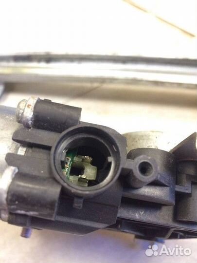 Стеклоподъемник электрический передний левый