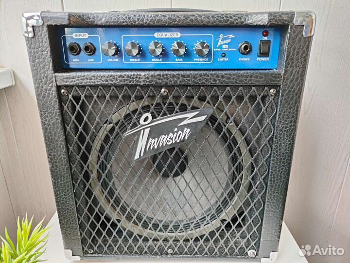 Басовый комбо Invasion (Randall) BS30 (30вт, 10