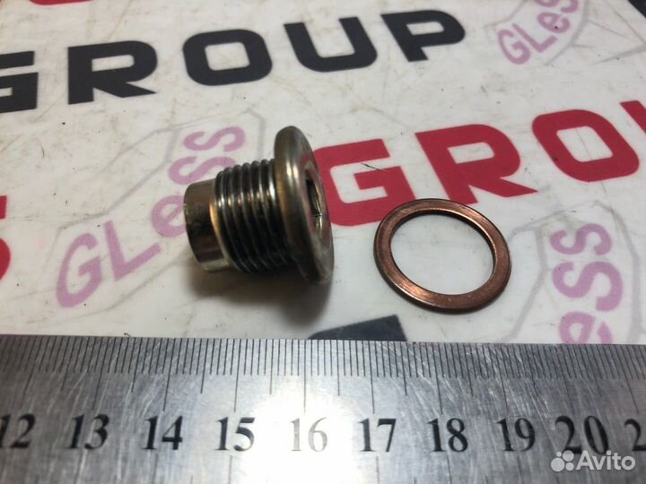 Пробка АКПП сливная двух поддонка б/у