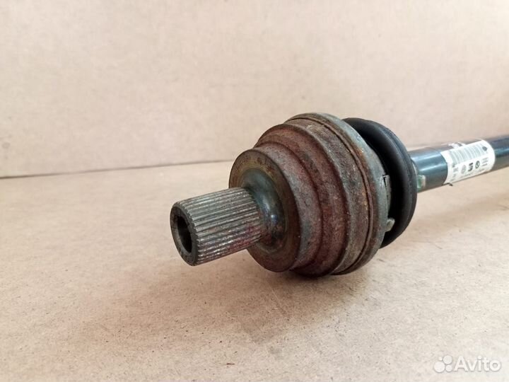 Привод задний левый Audi Q3 8U