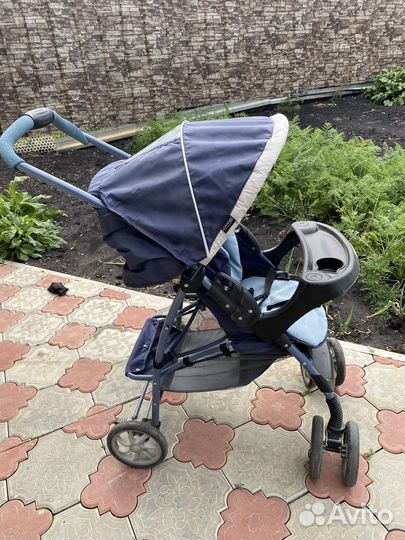 Прогулочная коляска