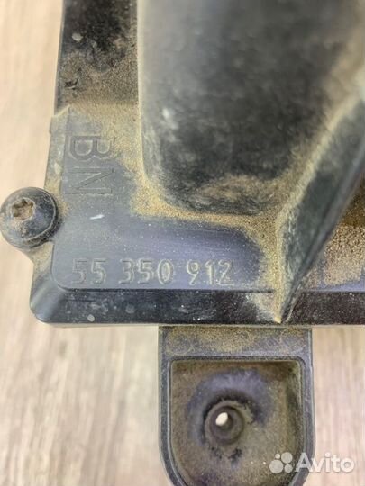 Корпус воздушного фильтра Opel Vectra C Z19DTH