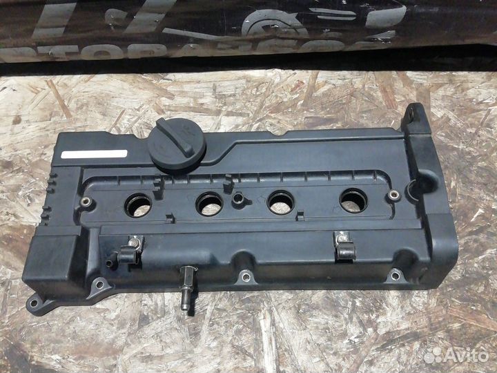 Клапанная крышка Hyundai Accent g4ed