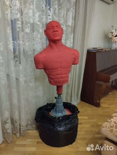 Водоналивной манекен для отработки ударов Герман