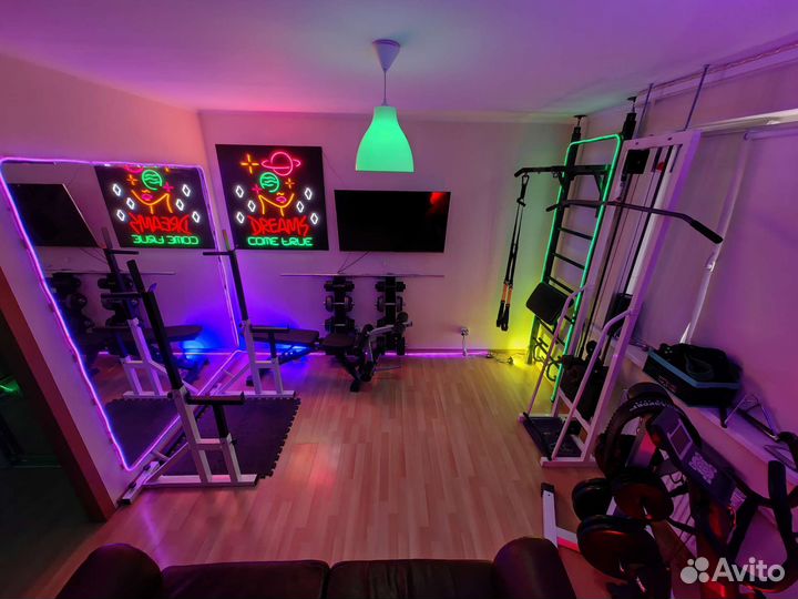 Фитнес тренер/кинезиолог со своей фитнес студией