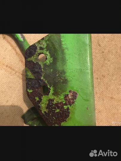 Петли капота Ford Transit до 2000года