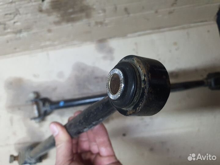 Рычаг поперечный lexus es es350