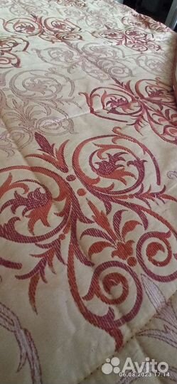 Покрывало на 2 х спальную кровать бу мало