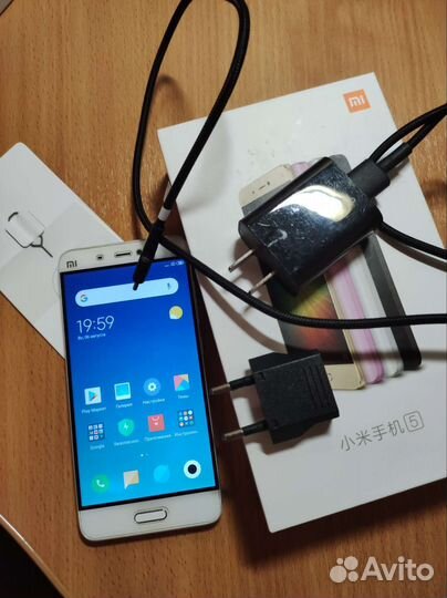 Смартфон Xiaomi Mi5