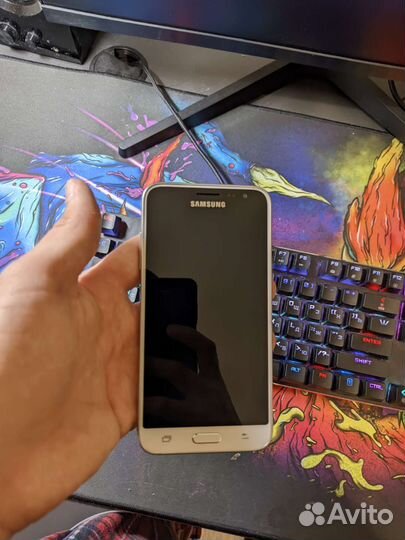 Samsung galaxy j3 2016