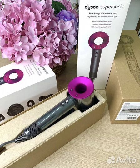 Фен Dyson supersonic