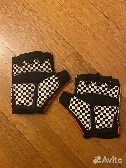 Велосипедные перчатки