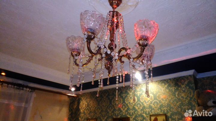 Хрустальная люстра