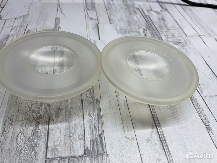 Накладки на грудь и молокосборники medela