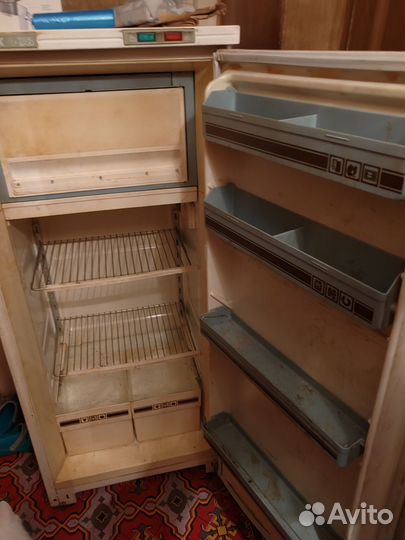 Холодильник бу