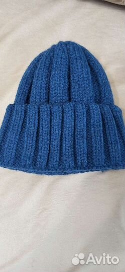 Женская зимняя шапка