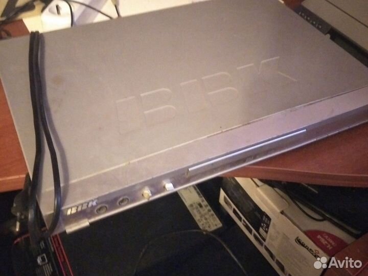 DVD-проигрыватель BBK bbk934S с пультом