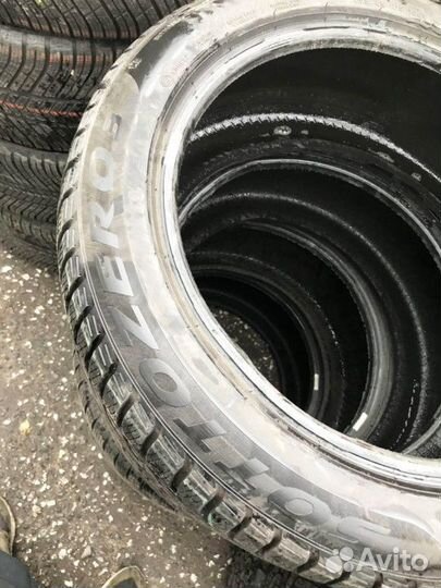 Pirelli Winter Sottozero 3 215/55 R18